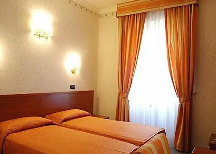 Dina Otel 3*