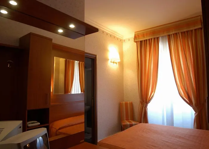 Dina Otel Roma