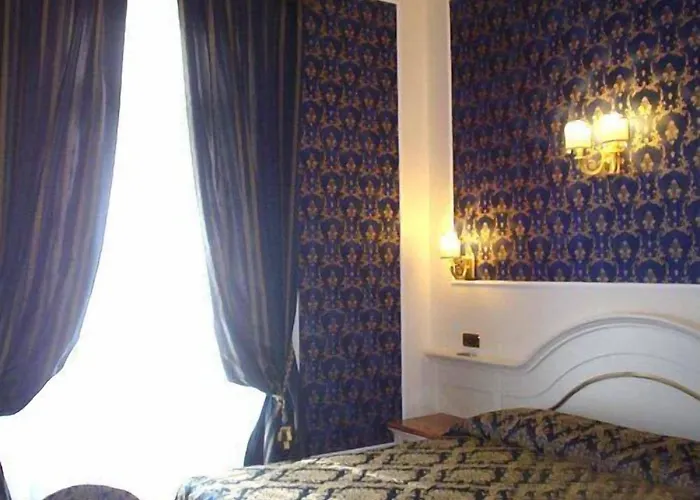 Otel Dina 3*