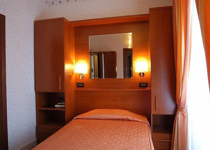Otel Dina