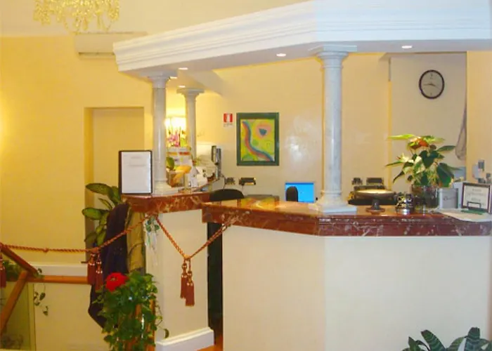 Otel Dina 3*
