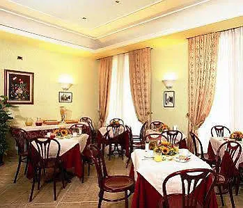 Dina Otel 3*